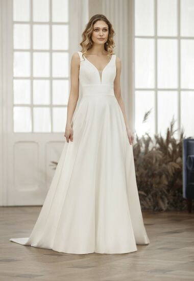 Dieses Brautkleid ist schlicht, aber oho!